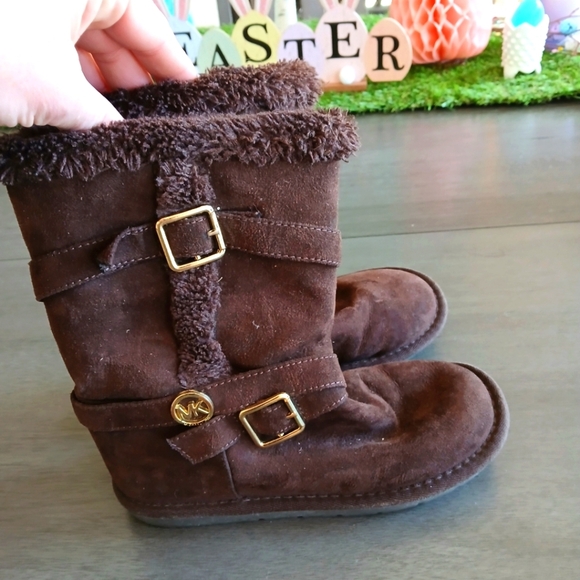 Micheal Kors Nwot Brown Kids Boots with Gold Accents Girls Size 1 - Picture 1 of 4